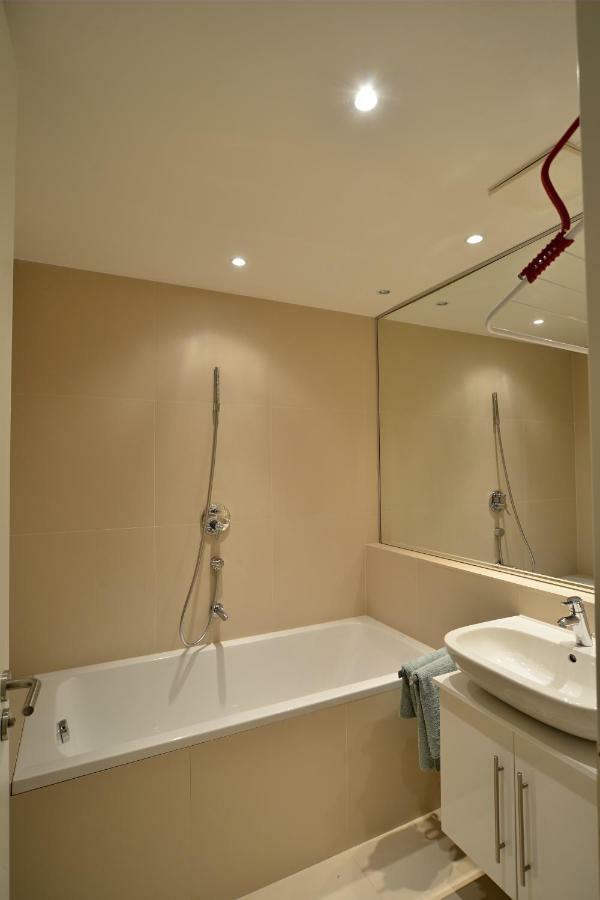 Kolonada Luxury 2 Bedroom Apartment With Balcony Mariańskie Łaźnie Zewnętrze zdjęcie